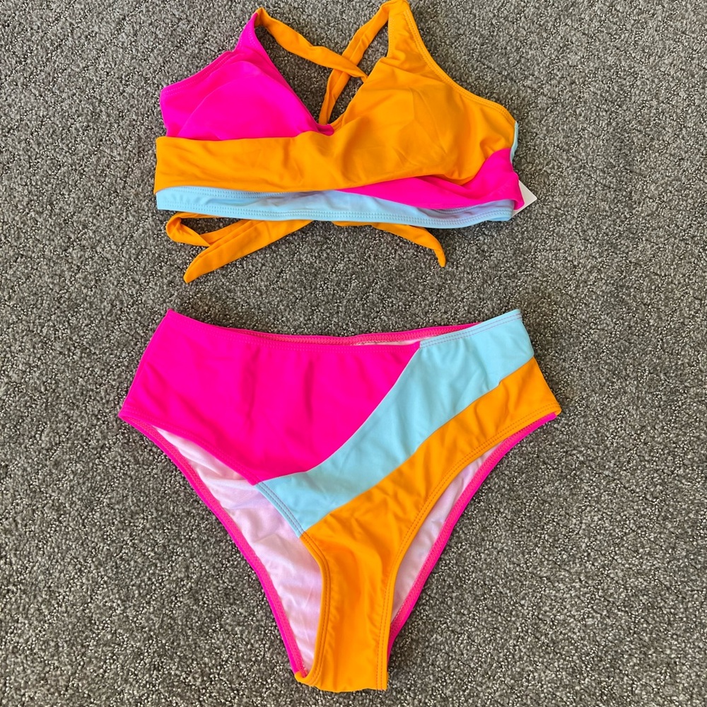 Rosvigor Multicolor Block High-Waisted 2 Piece Bikini Women's Size Small NEW